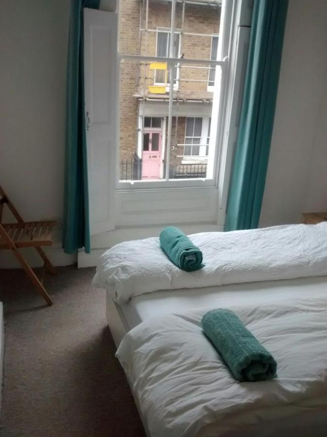 Central London Flat. Georgian Terrace. Bright. Экстерьер фото